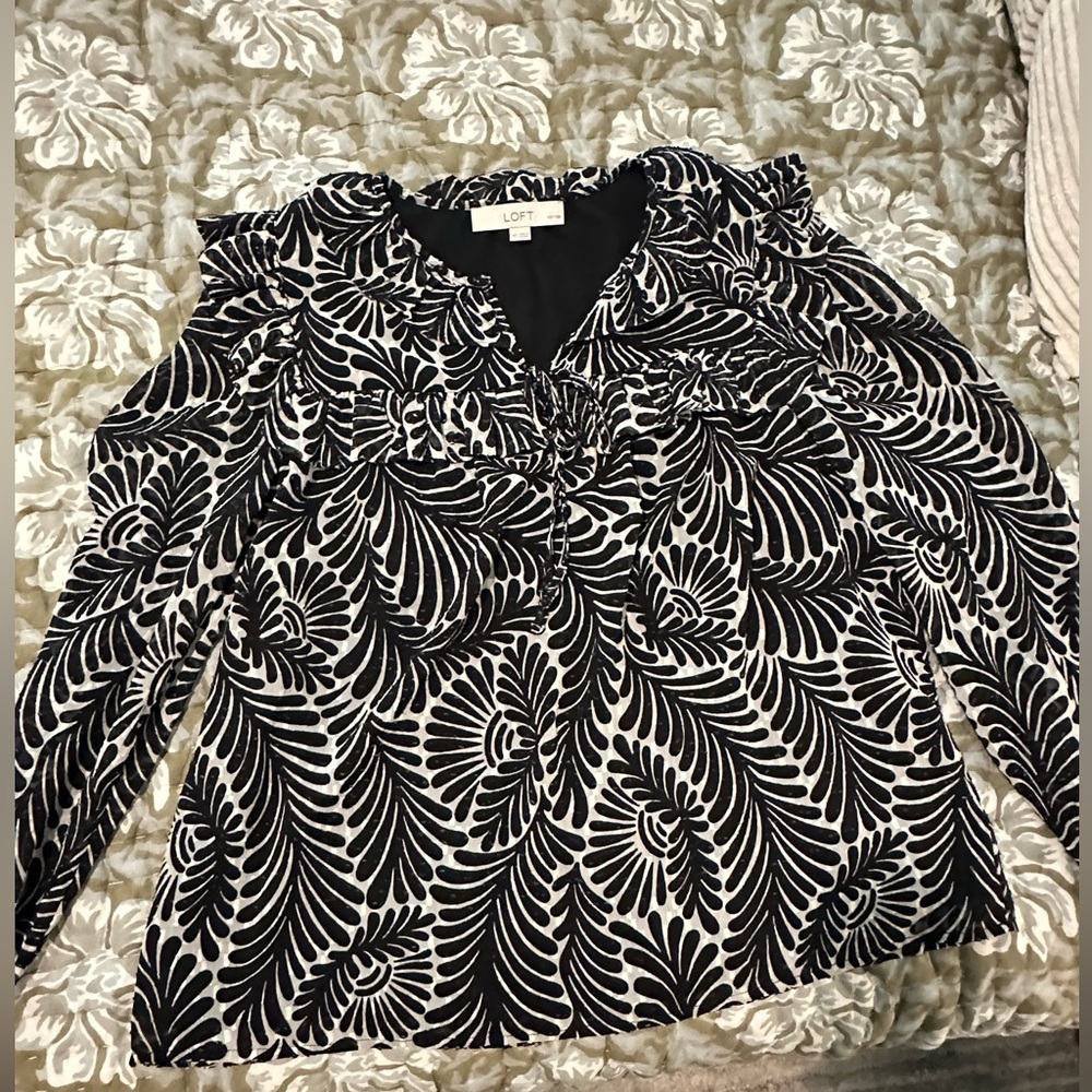 LOFT Black and White Leaf Print Blouse